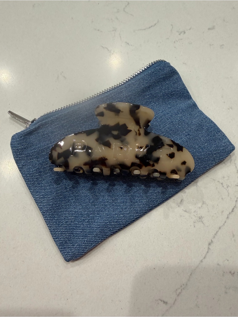 Parke Light Tortoiseshell  Hair Clip - Beige & Black